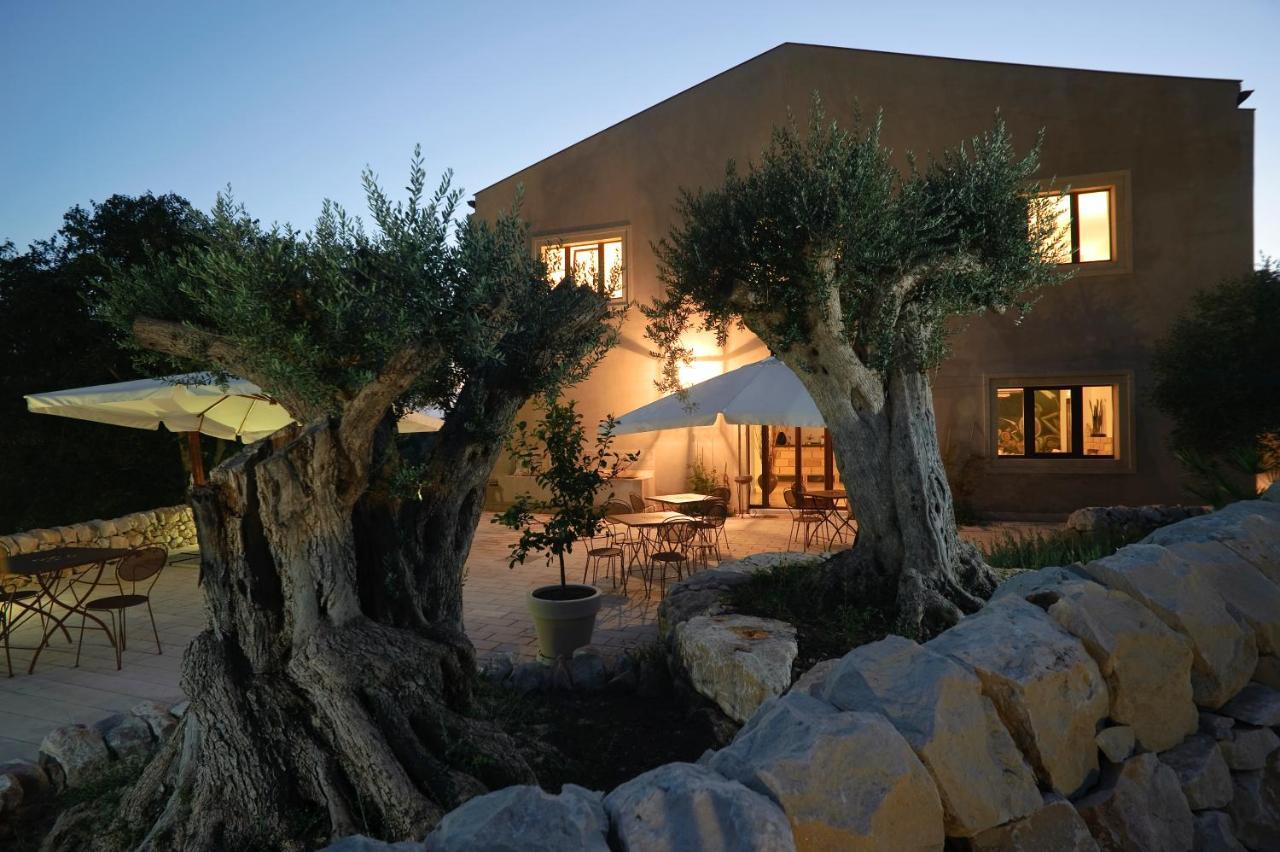 Relais Parco Cavalonga Hotel Donnafugata Exterior photo